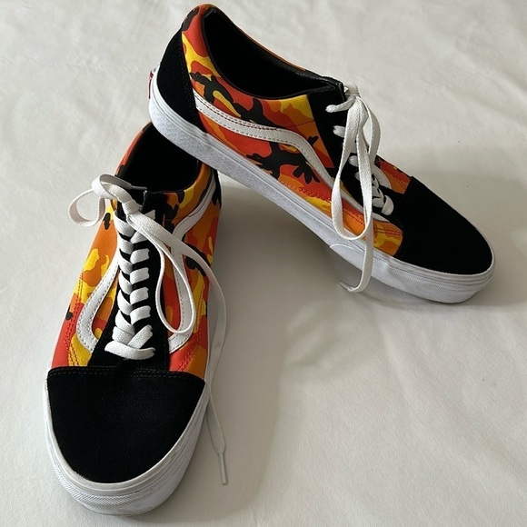 Vans Old Skool Camo Shoes Sneakers Orange Yellow Size 12 - Picture 3 of 14
